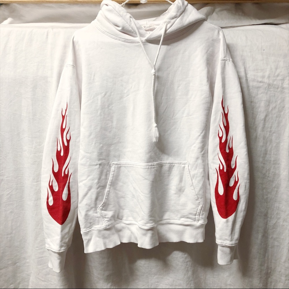 NWT Flame 🔥 Graphic Kristy Hoodie Pullover